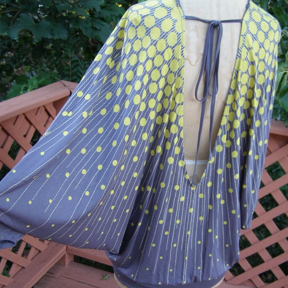 NEW size L 10-12 French Connection gray/yellow Butterfly top Open back - Picture 10 of 15